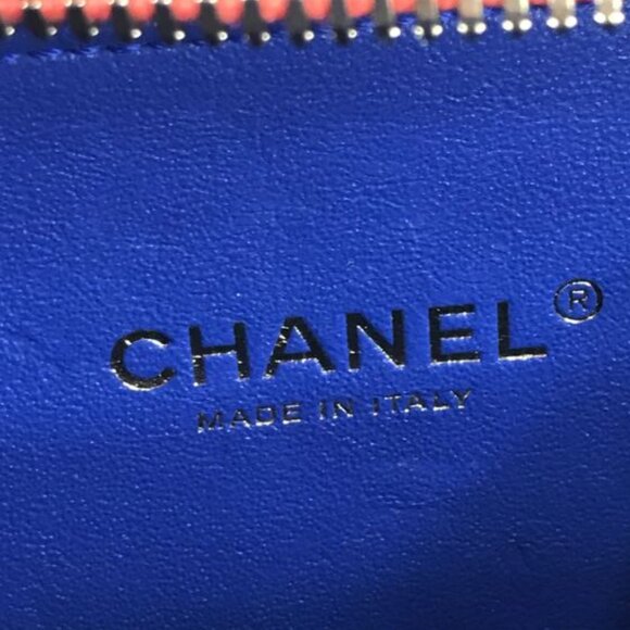 CHANEL - Picture 10 of 11